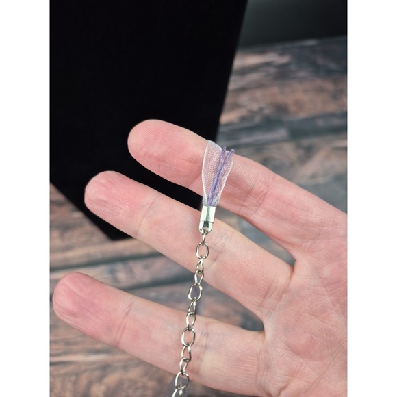 18" Lilac Ribbon Necklace Square Purple Pendant Lobster Clasp Lightweight Y2K - Picture 7 of 12